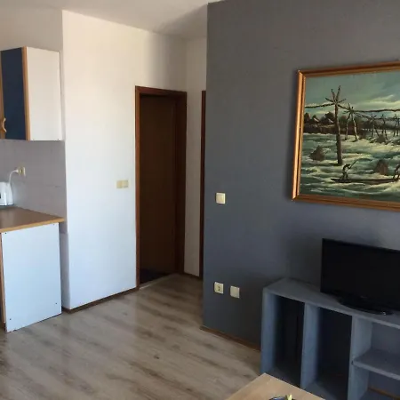 Apatments Franic Apartamento *
